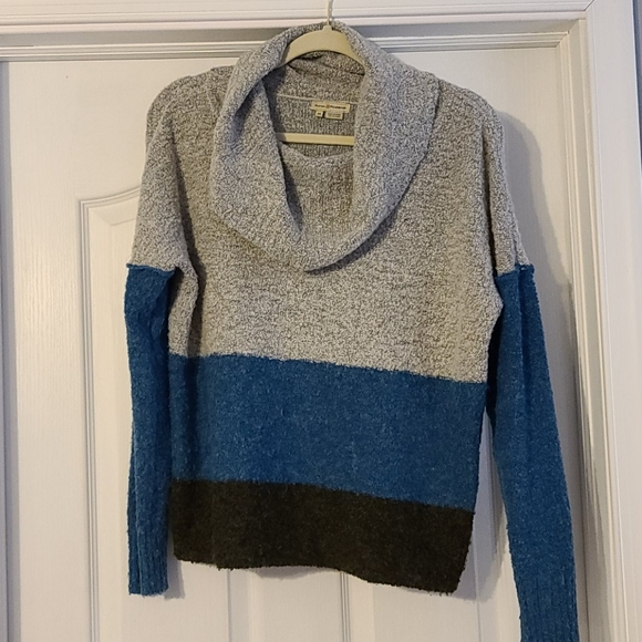 Cozy Cowl neck Chunky Stripped Sweater - Picture 2 of 4